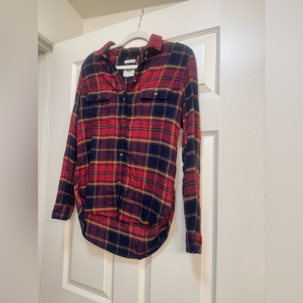 American Eagle Outfitters Women’s Buttondown Soft Flannel - Picture 2 of 10